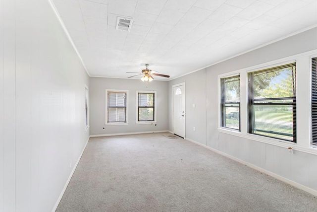 1202 13th Street N, Texas City, TX 77590