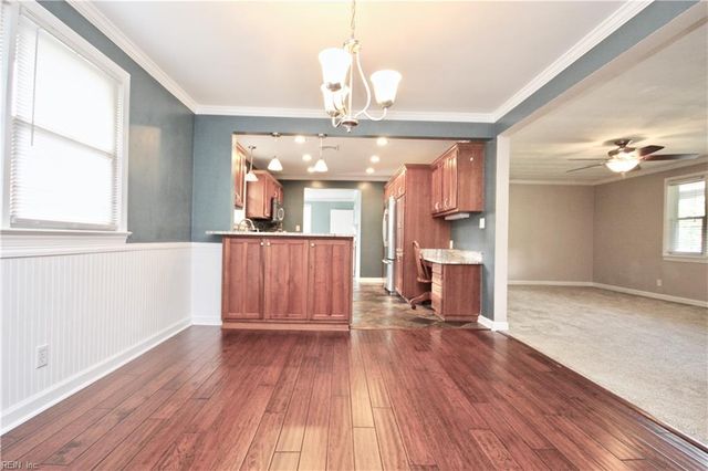400 Briarfield DR, Chesapeake, VA 23322