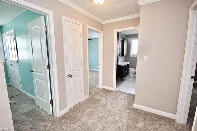400 Briarfield DR, Chesapeake, VA 23322