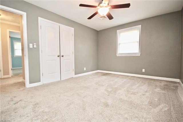 400 Briarfield DR, Chesapeake, VA 23322