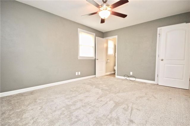 400 Briarfield DR, Chesapeake, VA 23322