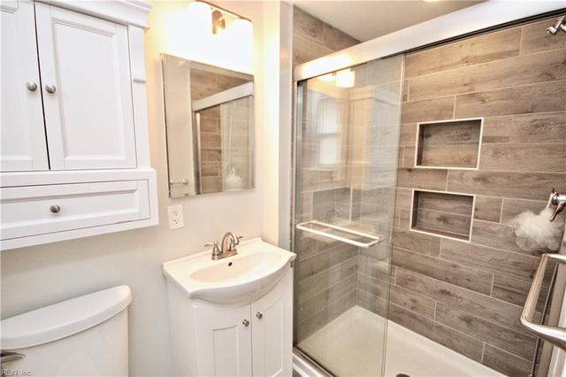 400 Briarfield DR, Chesapeake, VA 23322