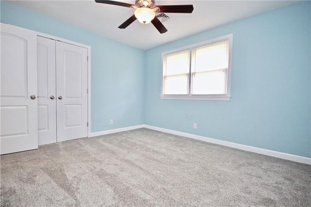 400 Briarfield DR, Chesapeake, VA 23322