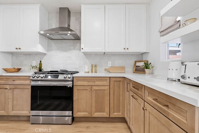 3326 Hackett, Long Beach, CA 90808