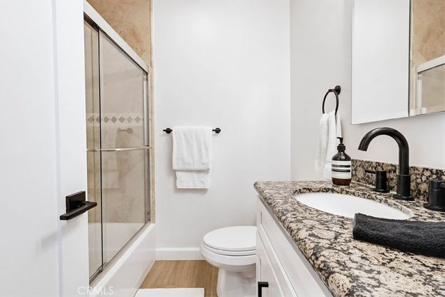 3326 Hackett, Long Beach, CA 90808