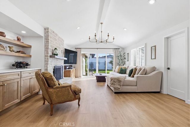 3326 Hackett, Long Beach, CA 90808