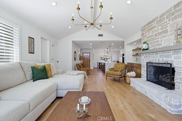 3326 Hackett, Long Beach, CA 90808