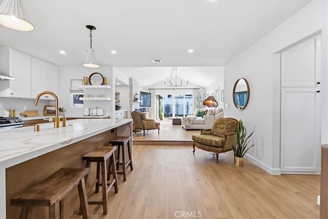 3326 Hackett, Long Beach, CA 90808