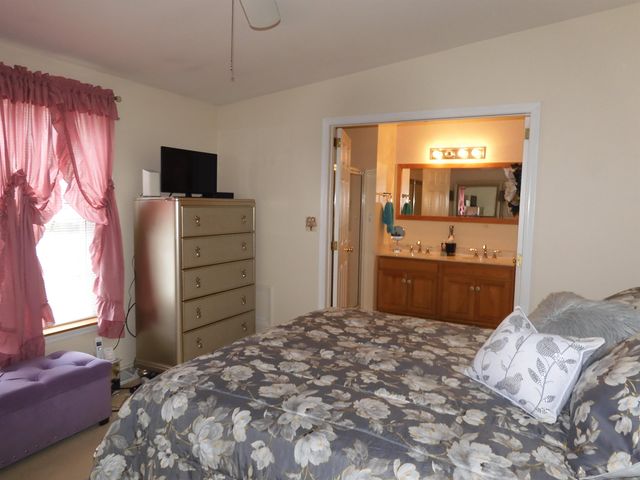 133 Heather Lane, Hampstead, NH 03841