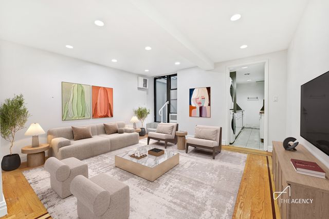 259 W 90TH Street, New York City, NY 10024