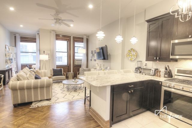 259 W 90TH Street, New York City, NY 10024