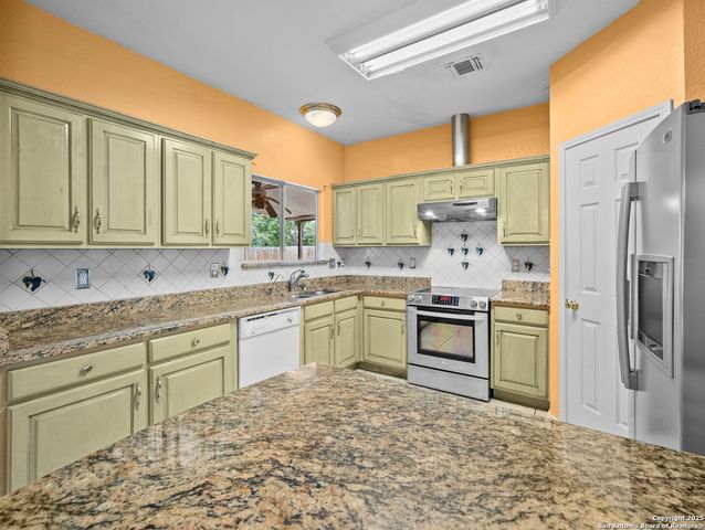 6511 Ridge Place St, San Antonio, TX 78250