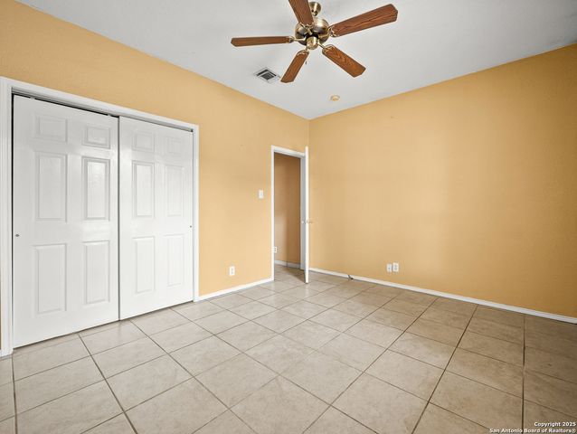 6511 Ridge Place St, San Antonio, TX 78250