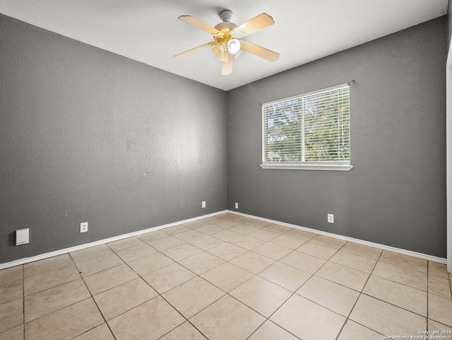 6511 Ridge Place St, San Antonio, TX 78250