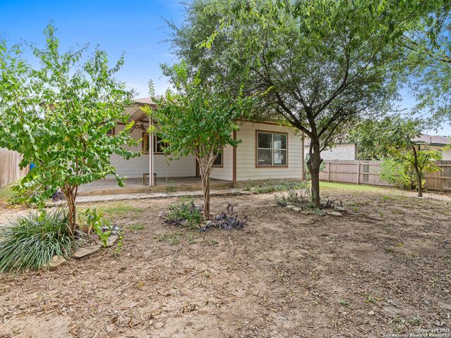 6511 Ridge Place St, San Antonio, TX 78250