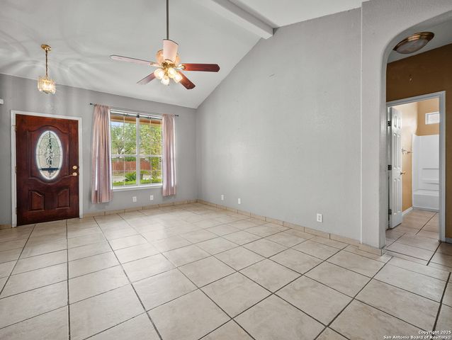 6511 Ridge Place St, San Antonio, TX 78250