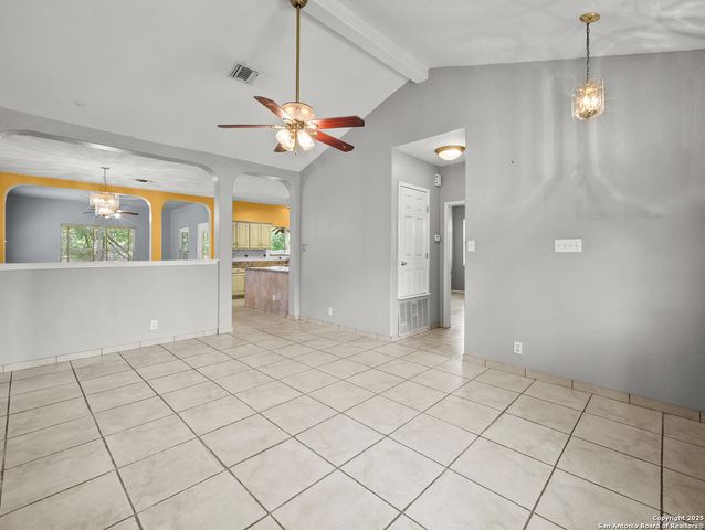 6511 Ridge Place St, San Antonio, TX 78250