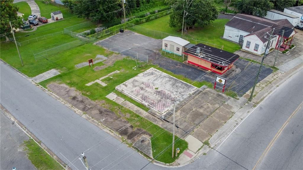 705 Holcombe Avenue, Mobile, AL 36606 — photo 2