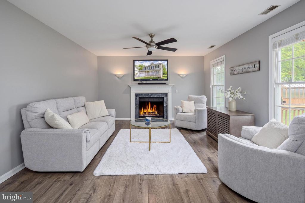 Image 14 of property listing at 421 VICTORIA WAY, Stevensville, MD 21666