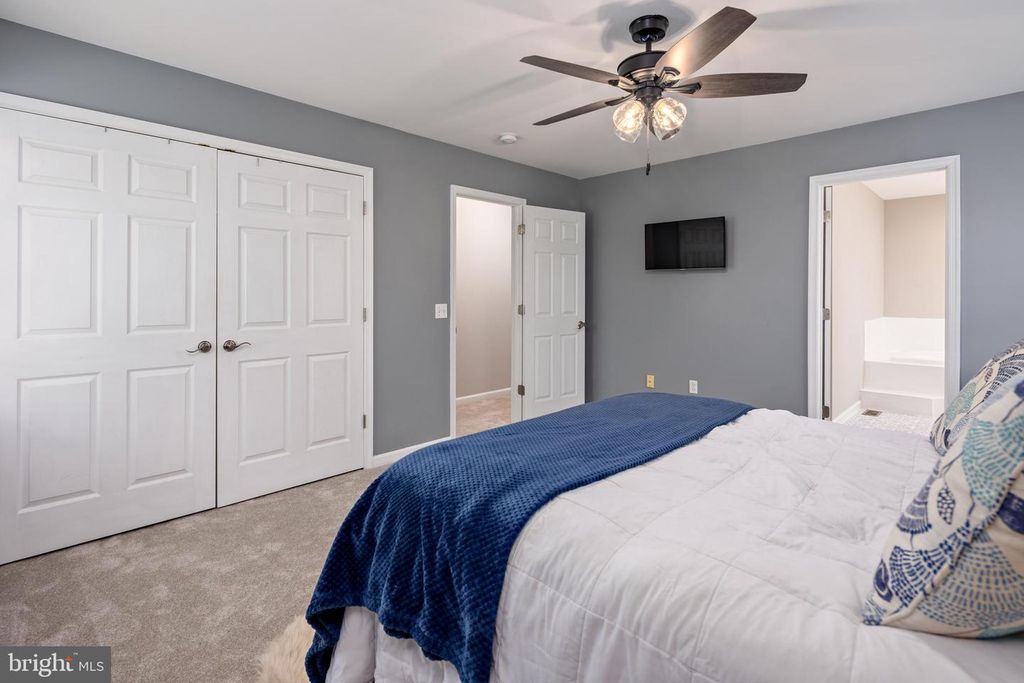 Image 22 of property listing at 421 VICTORIA WAY, Stevensville, MD 21666