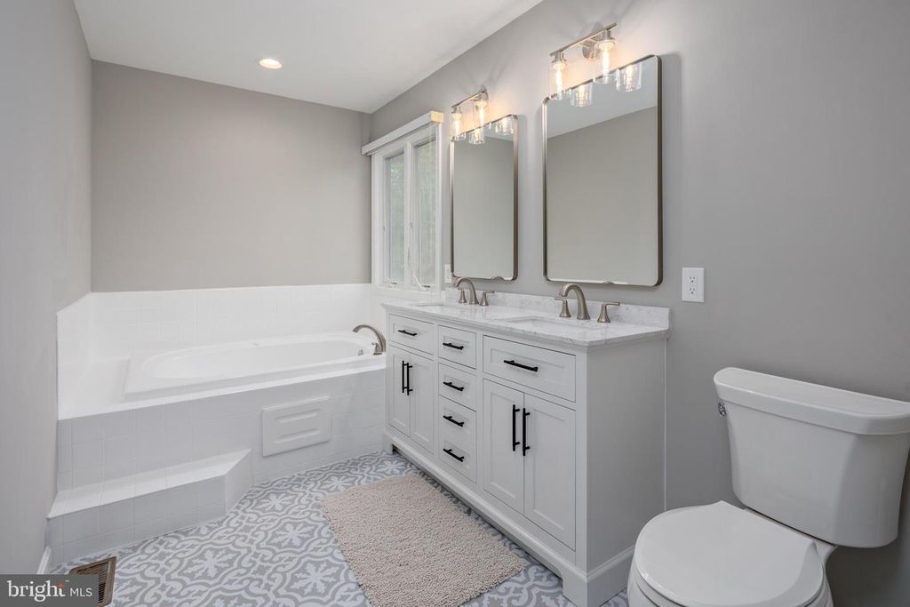 Image 26 of property listing at 421 VICTORIA WAY, Stevensville, MD 21666