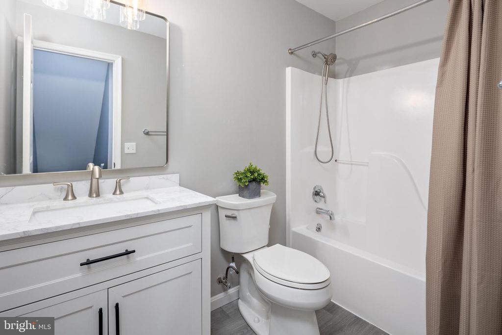 Image 30 of property listing at 421 VICTORIA WAY, Stevensville, MD 21666