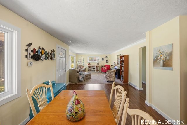 34 W 37th Street, Holland City, MI 49423