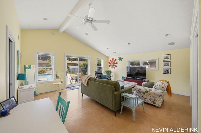 34 W 37th Street, Holland City, MI 49423