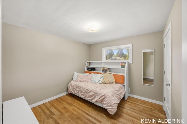 34 W 37th Street, Holland City, MI 49423