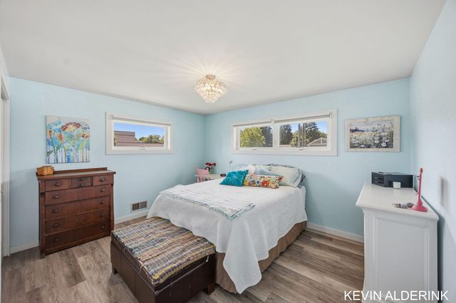 34 W 37th Street, Holland City, MI 49423