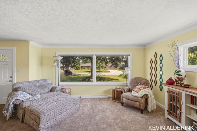 34 W 37th Street, Holland City, MI 49423