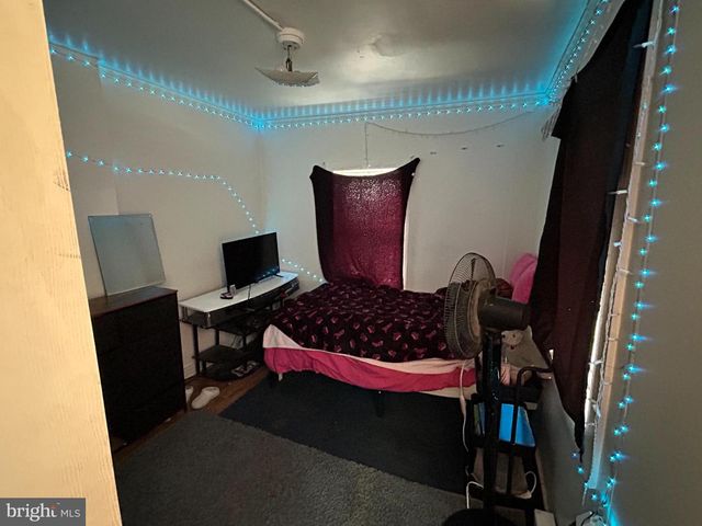 432 S QUEEN ST, Lancaster, PA 17603