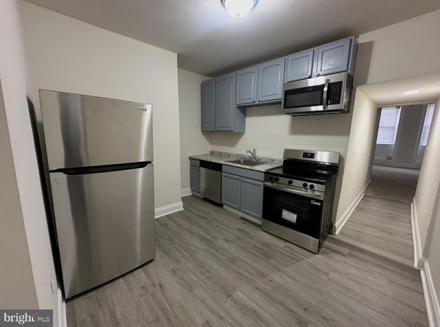 910 N ARLINGTON AVE, Baltimore, MD 21217