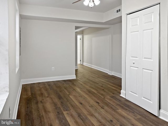 910 N ARLINGTON AVE, Baltimore, MD 21217