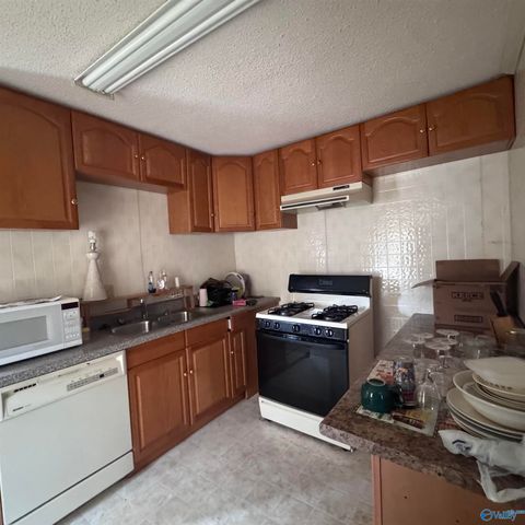 744 Sykes Street NW, Decatur, AL 35601