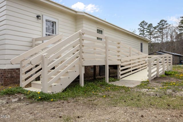 3285 Free Union Church, Pinetown, NC 27865