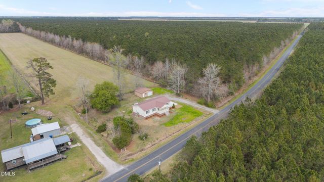 3285 Free Union Church, Pinetown, NC 27865