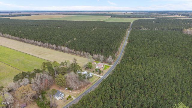 3285 Free Union Church, Pinetown, NC 27865