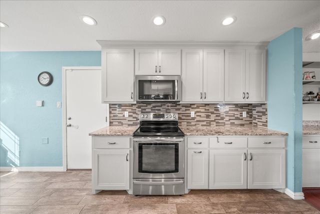 3432 Vine Ridge, Bedford, TX 76021