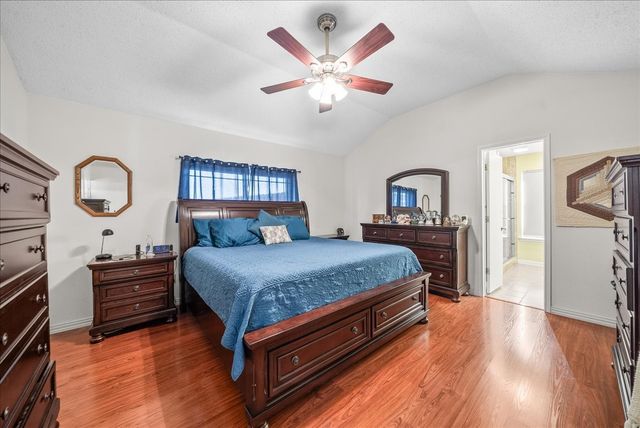 3432 Vine Ridge, Bedford, TX 76021