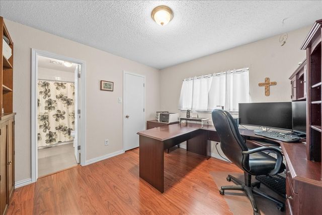 3432 Vine Ridge, Bedford, TX 76021