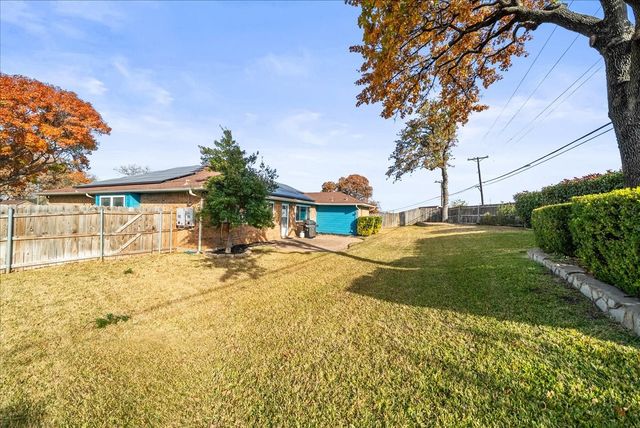 3432 Vine Ridge, Bedford, TX 76021