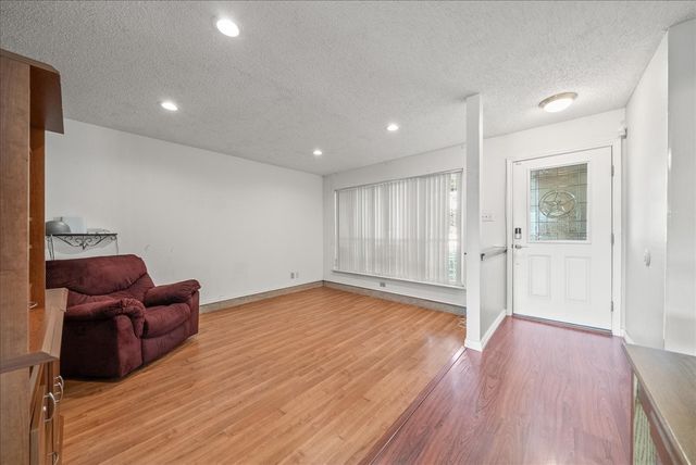 3432 Vine Ridge, Bedford, TX 76021