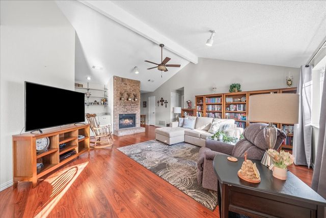 3432 Vine Ridge, Bedford, TX 76021