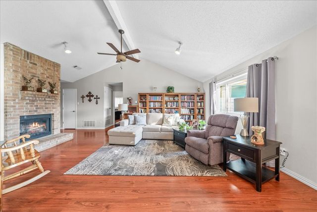 3432 Vine Ridge, Bedford, TX 76021