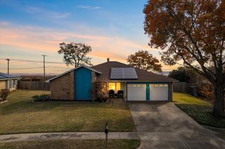3432 Vine Ridge, Bedford, TX 76021