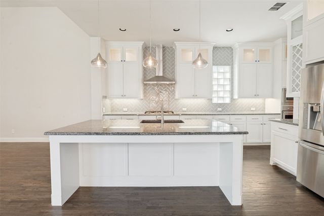 8314 Kentland Drive, Frisco, TX 75034