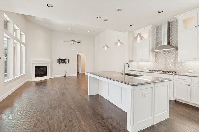 8314 Kentland Drive, Frisco, TX 75034