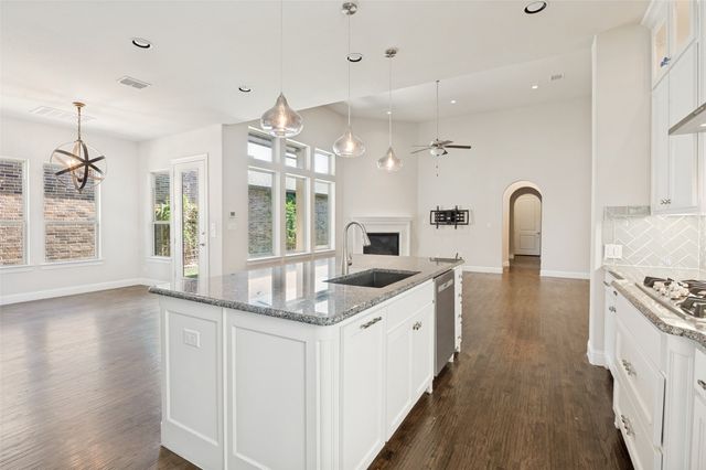 8314 Kentland Drive, Frisco, TX 75034