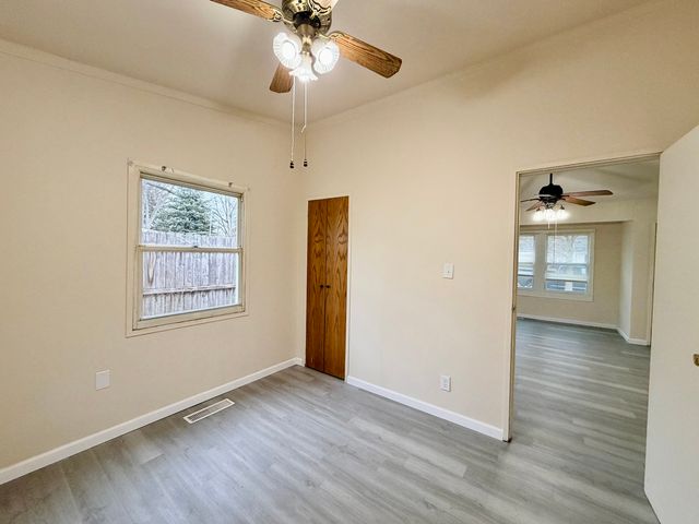 2016 Greendale Drive, Champaign, IL 61821